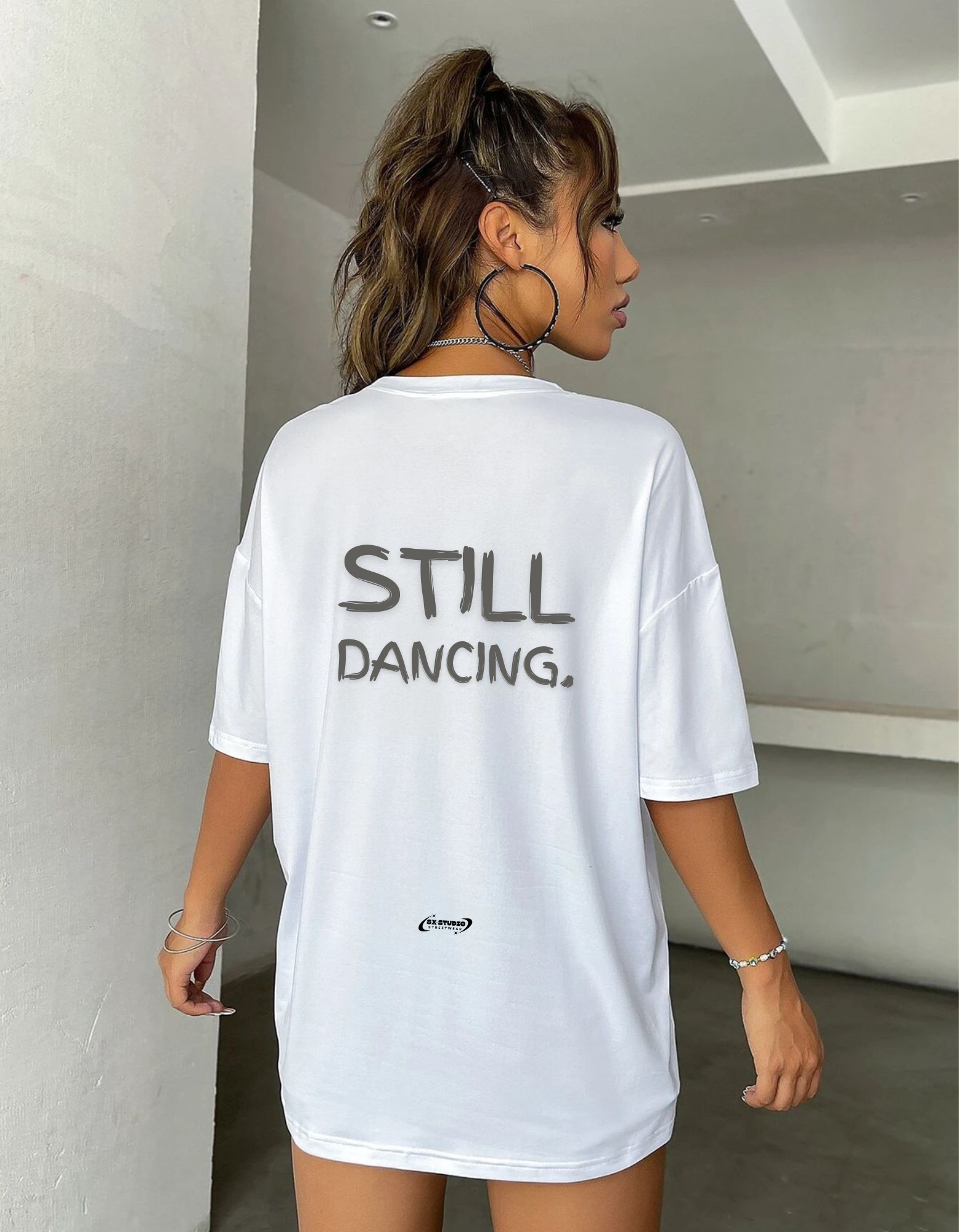SXSTUDIO – STILL DANCING.